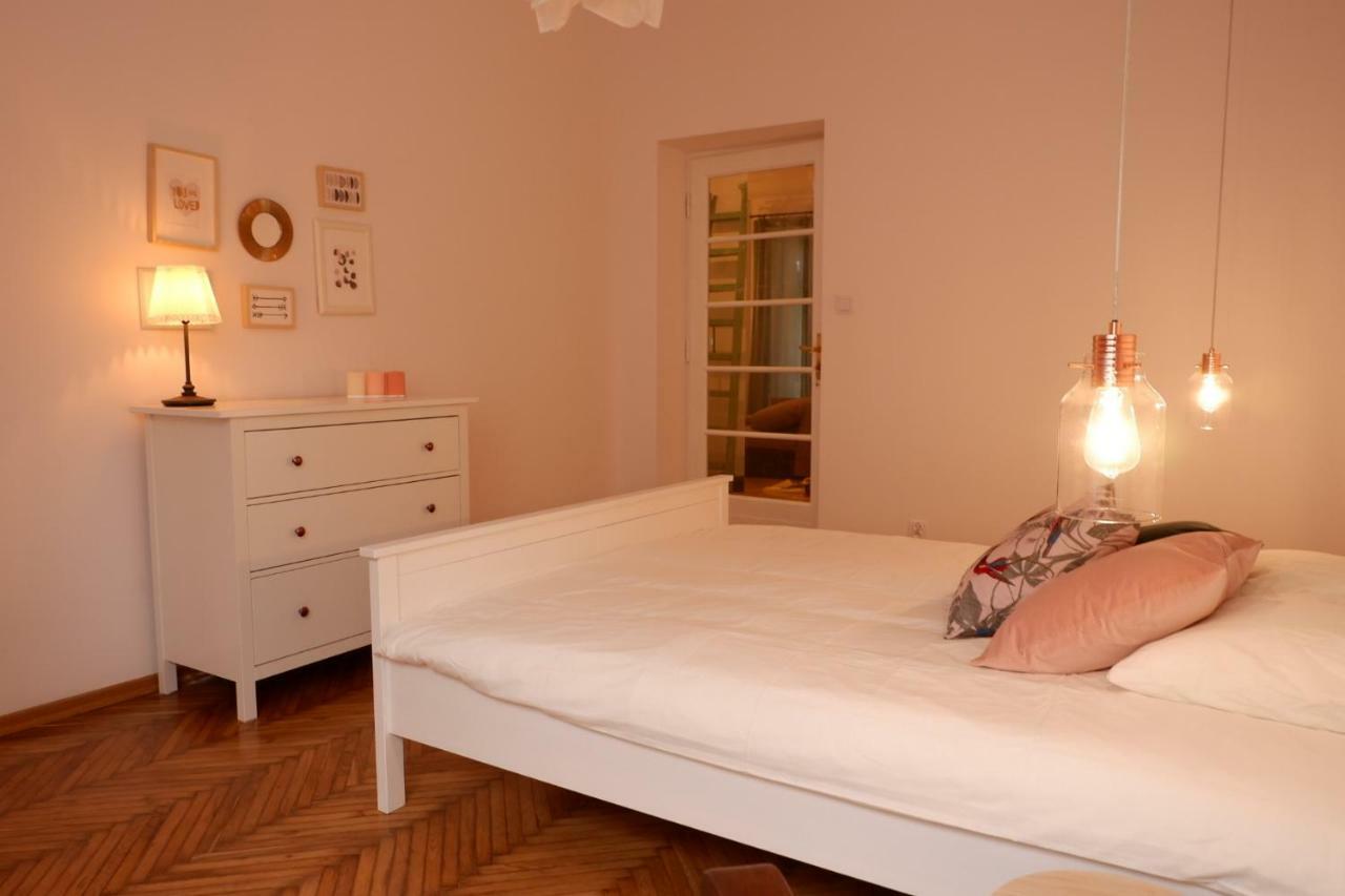 Singer Apartment Old Town Cracovia Exterior foto