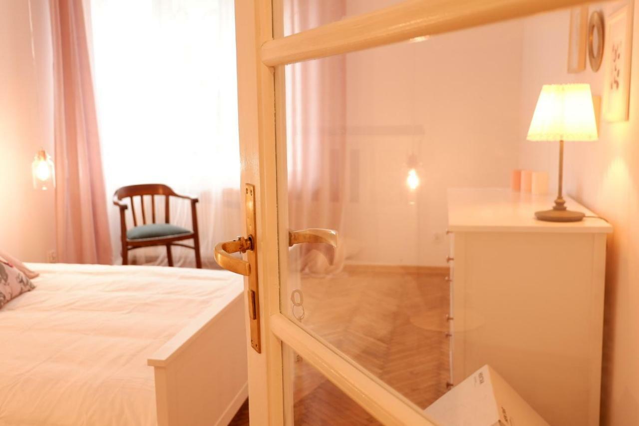 Singer Apartment Old Town Cracovia Exterior foto